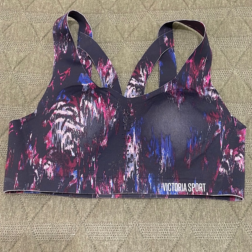 Victoria Sport bra 32B